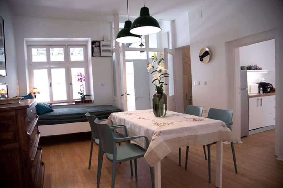 Center Galerie House אוהריד