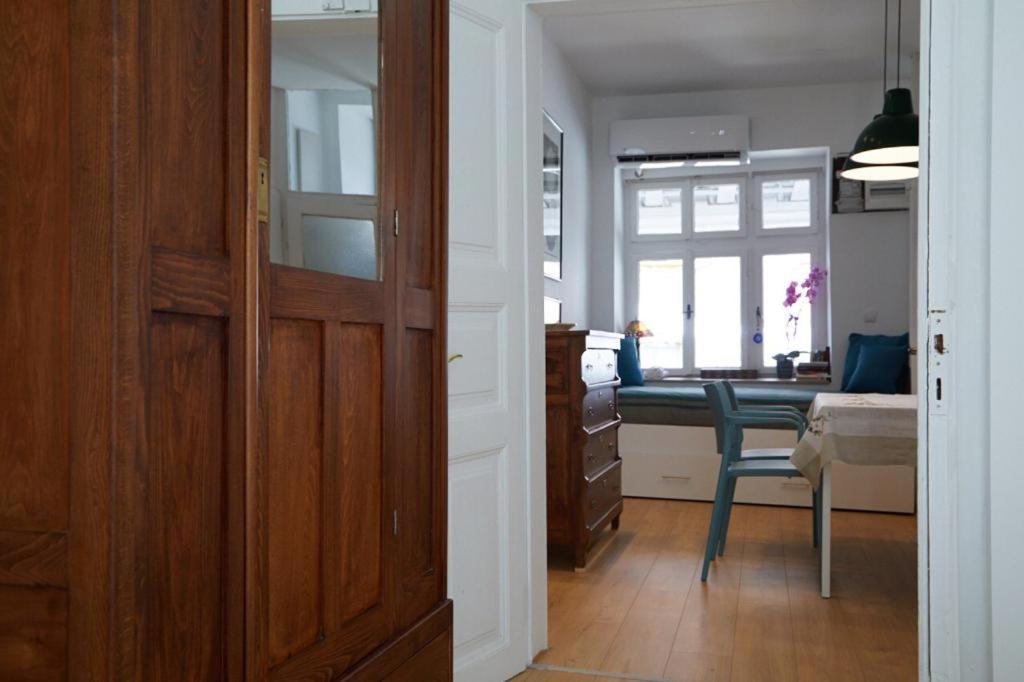 Apartment Center Galerie House *